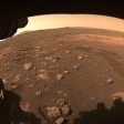 NASAko Perseverance rover-ak 2021eko martxoaren 4an Marten hartutako irudia, Jezero kraterrean lurreratu zen lekutik egin zuen lehen zeharkaldi laburrean.  NASA/Mars2020