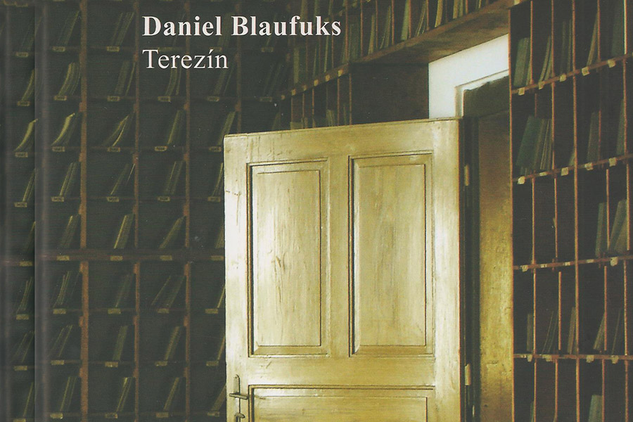 Terezín argazki-liburuaren portada
