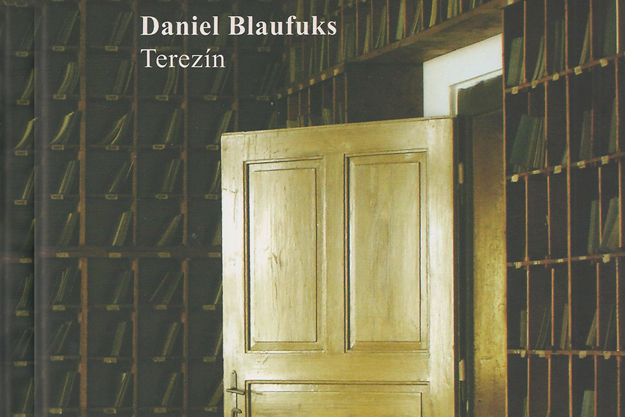 Portada del fotolibro Terezín