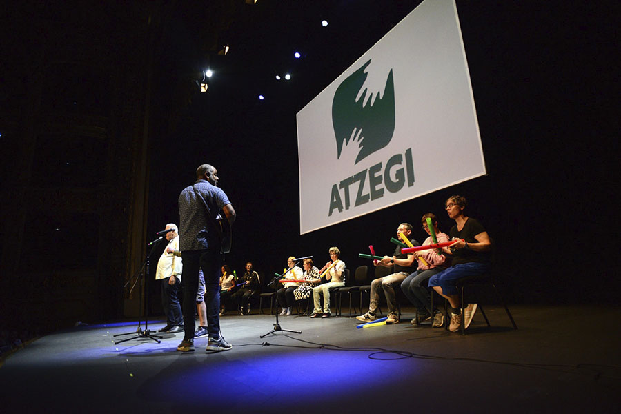 Acto de clausura de las actividades culturales de Atzegi