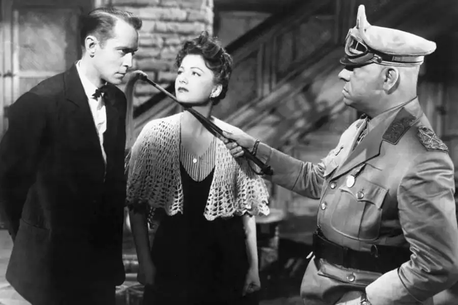 Five Graves to Cairo