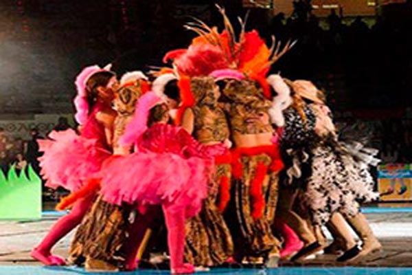 Coreografía de la Comparsa Txasiss