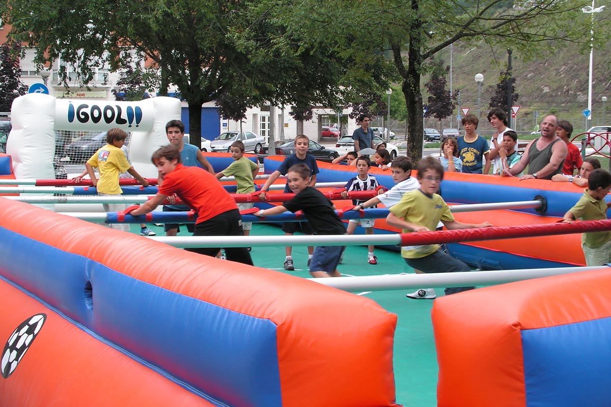 Fiestas de Amara, futbolín humano