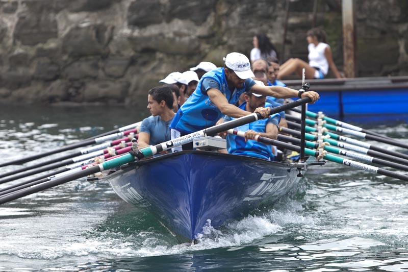 Trainera masculina de Tiran Pereira, Galicia