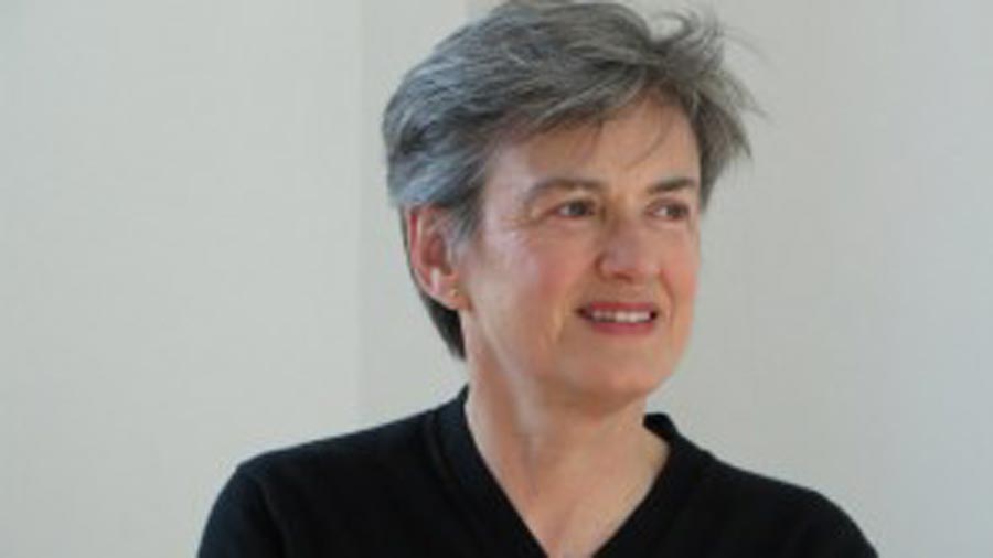 Luisa Etxenike, escritora