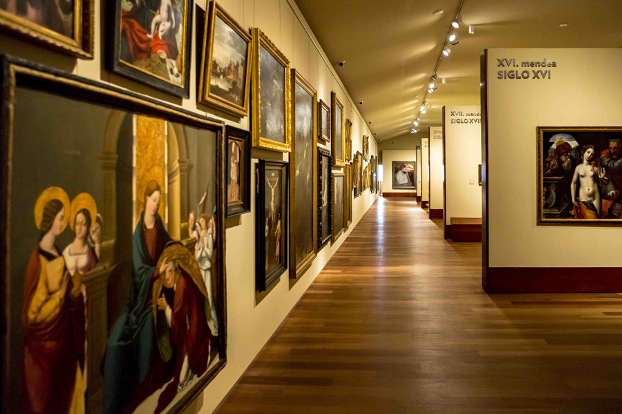 Sala de arte europeo en el Museo San Telmo 