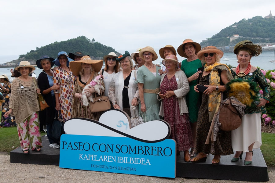 Paseo con sombrero 2023