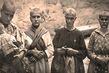 Emakume fusilatuak. Memoria absentea (2021) dokumentalaren fotograma