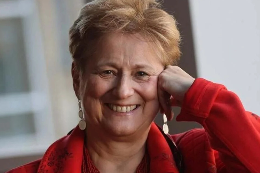 Rosa Cobo