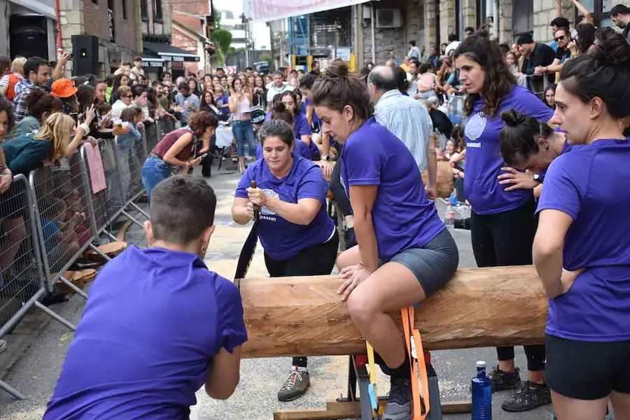 Campeonato de Trontza en fiestas de Intxaurrondo
