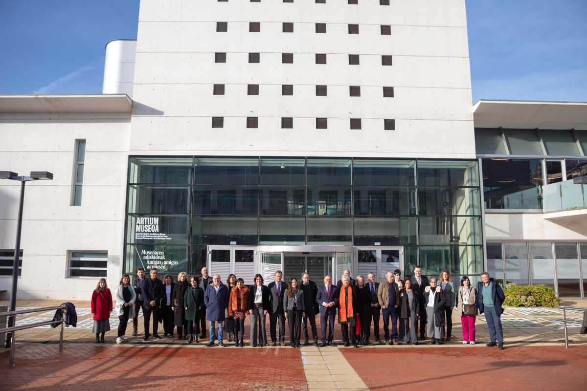 Representantes de las instituciones que participarán en la celebración, en su presentación