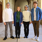 Rafa Gorrotxategi, Arantza Urkia, Susana Soto, Jon Insausti en el claustro del museo