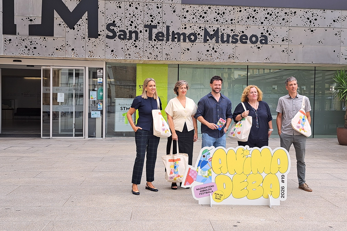 Animadeba jaialdiaren aurkezpena San Telmo Museoaren atarian
