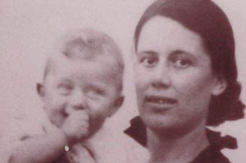 Imagen de portada de libro Madres e hijos de Theodor Kallifatides