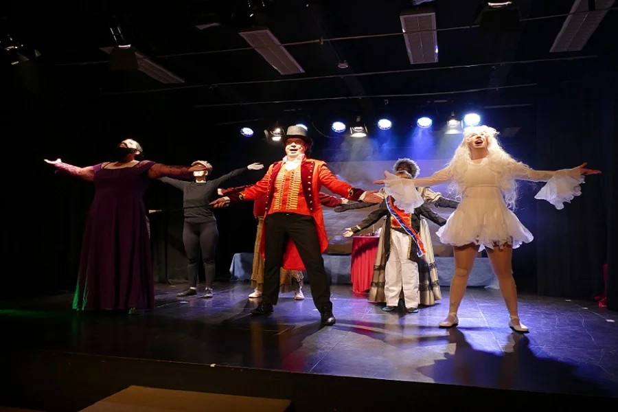 Una imagen del musical El Gran Showman de Los Guachindanguitos