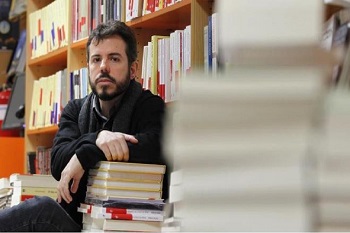 Vicente Luis Mora