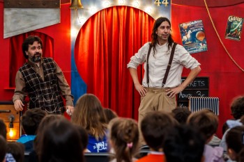 Freakshow tor eta txoborro magoak 