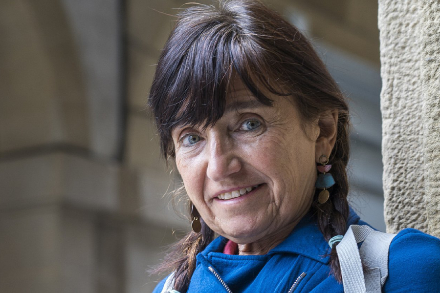 la escritora del libro Elena Martinez
