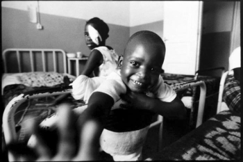 Ojos de Inhambane. Fotografía de Elisenda Pons