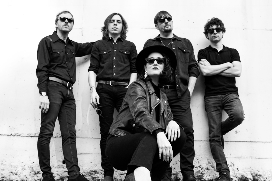Noa and the Hell Drinkers