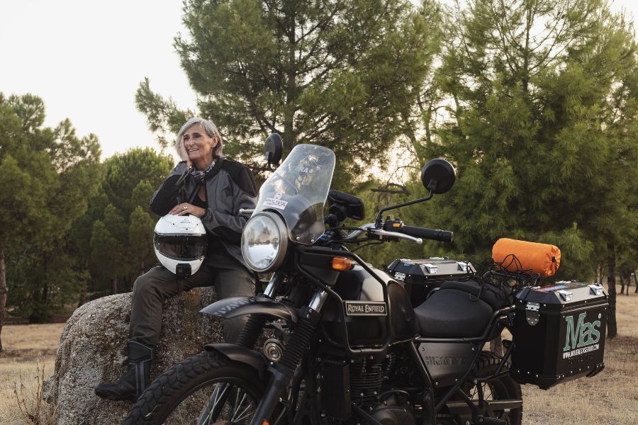 Marta Insausti motorrarekin