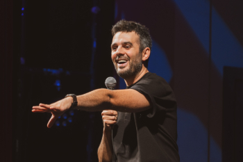 El show de Edén Serrano