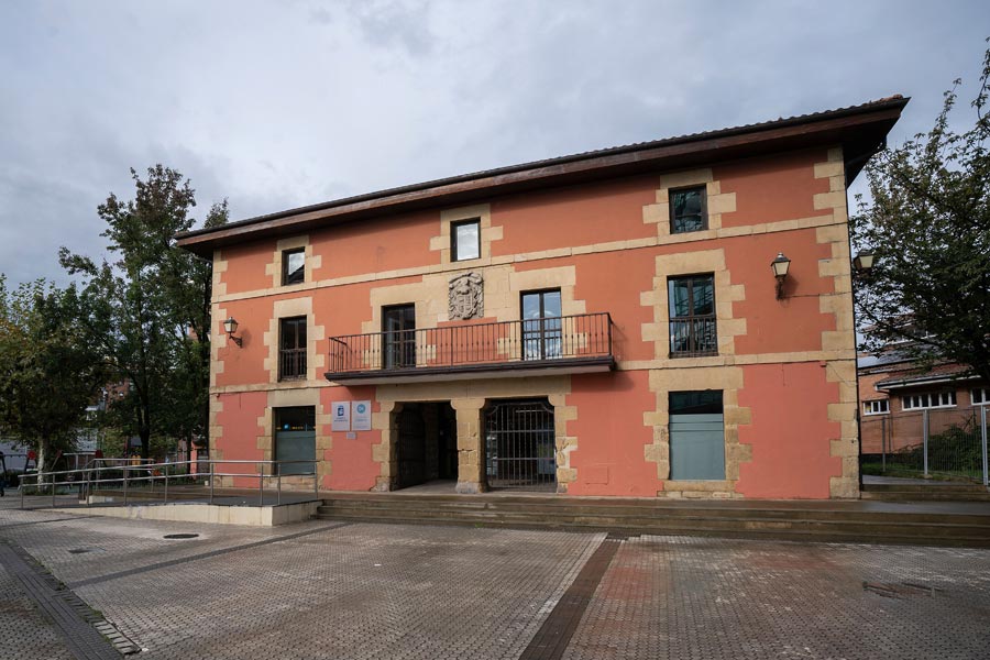 Udako ordutegia Casares-Tomasenen