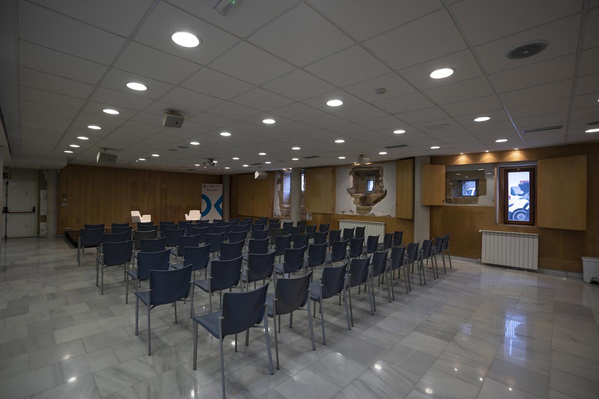 Salón de actos, vista interior.